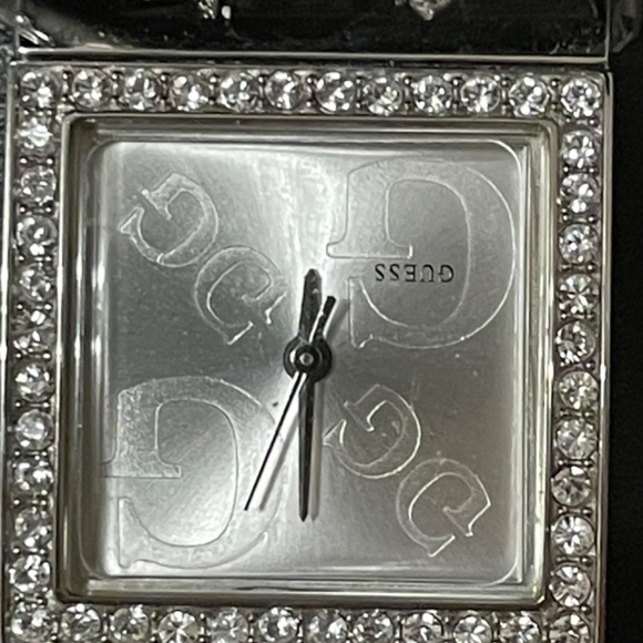 Guess Watch - Picture 3 of 7